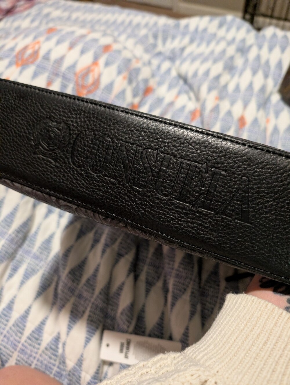Consuela Downtown Crossbody - Picture 6 of 7
